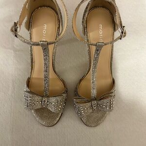 Maripe’ Silver Women's Sandals with Bow Detail